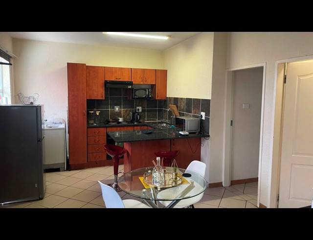 2 BEDROOM APARTMENT FOR SALE IN HATFIELD